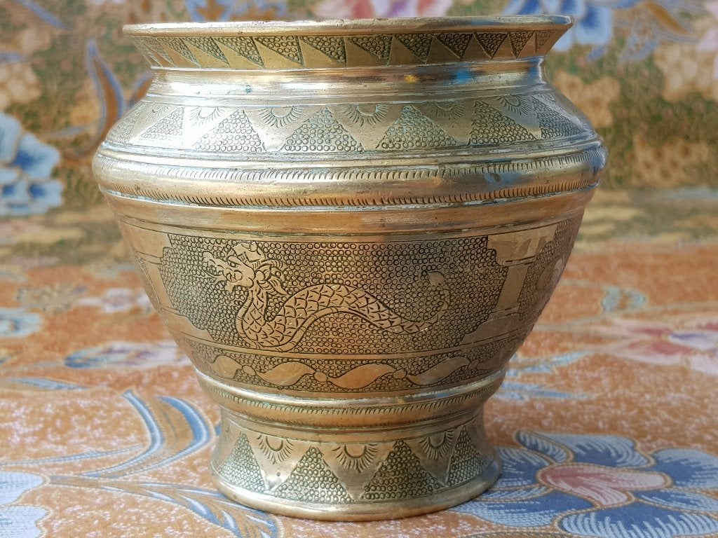 Mooie zware antieke Oosterse pot van bewerkt brons 10,2 cm., Ophalen of Verzenden, Handgemaakt, Brons