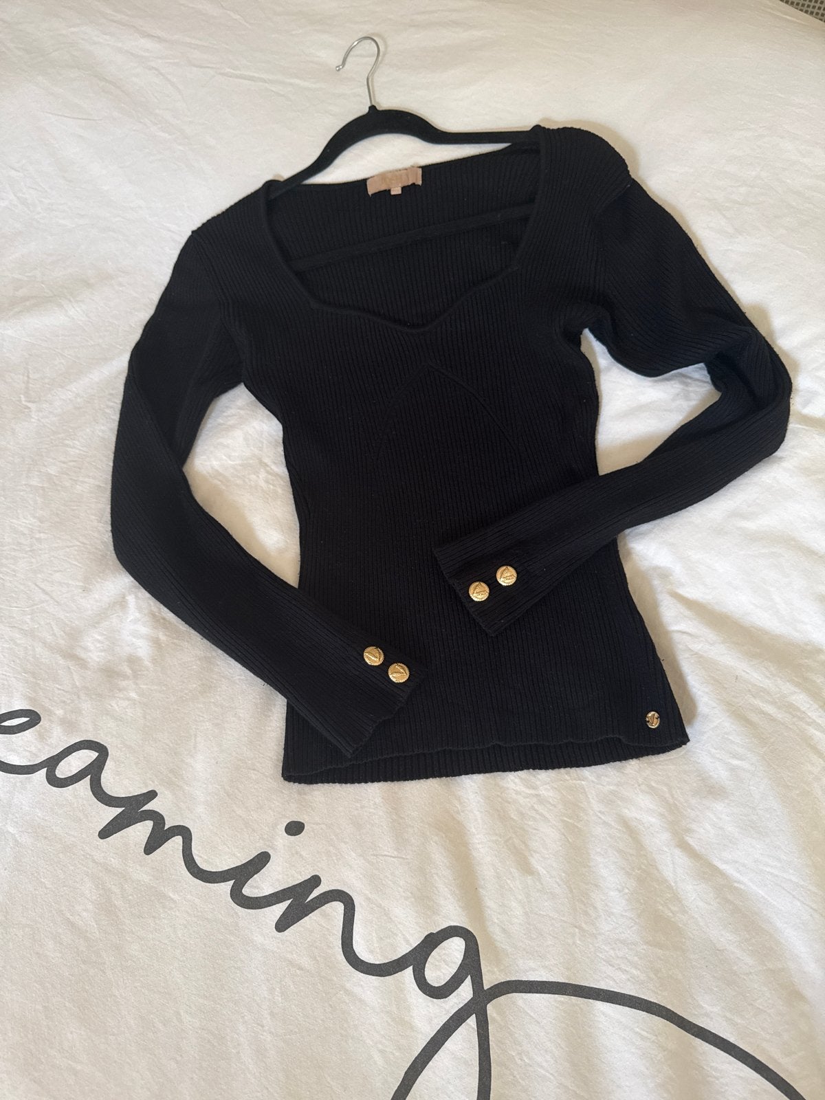Josh V Zwarte Ribgebreide Top met Gouden Details, Kleding | Dames, Truien en Vesten, Ophalen of Verzenden, Zo goed als nieuw, Maat 38/40 (M)