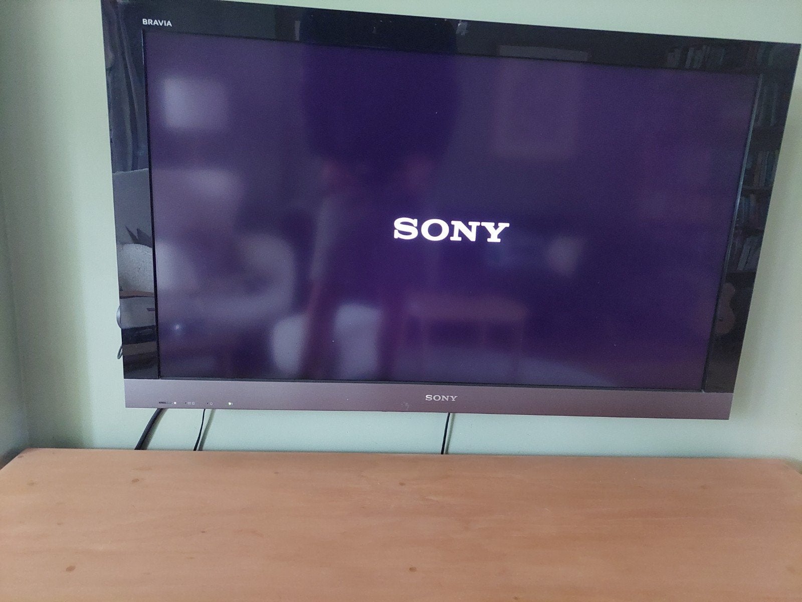 Sony Bravia TV 40inch inclusief voetsteun