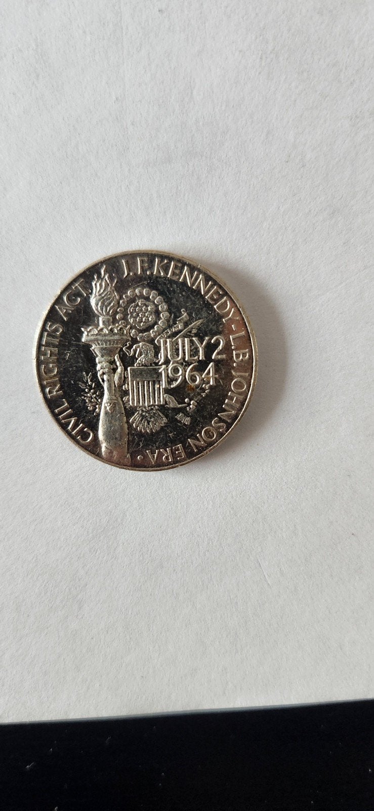 J.F. Kennedy / L.B. Johnson Civil Rights Era Medaille 1964, Postzegels en Munten, Ophalen, Zilver