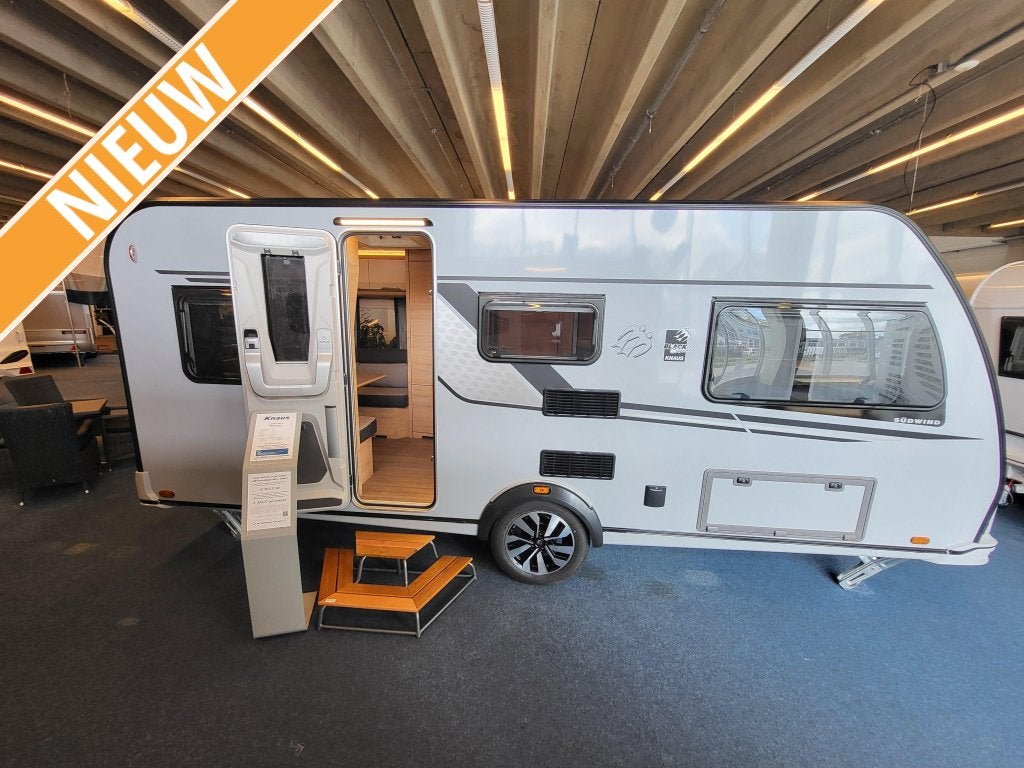 Knaus Sudwind Black Sel. 500 EU; uit voorraad, enkele bedden, Caravans en Kamperen, Rondzit, Bedrijf, Schokbreker, Knaus