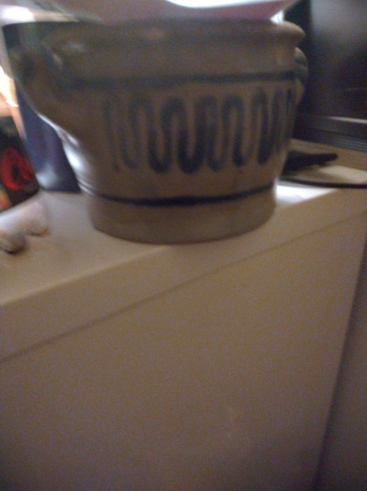 Vintage aardewerk kom met blauw decor, Ophalen of Verzenden