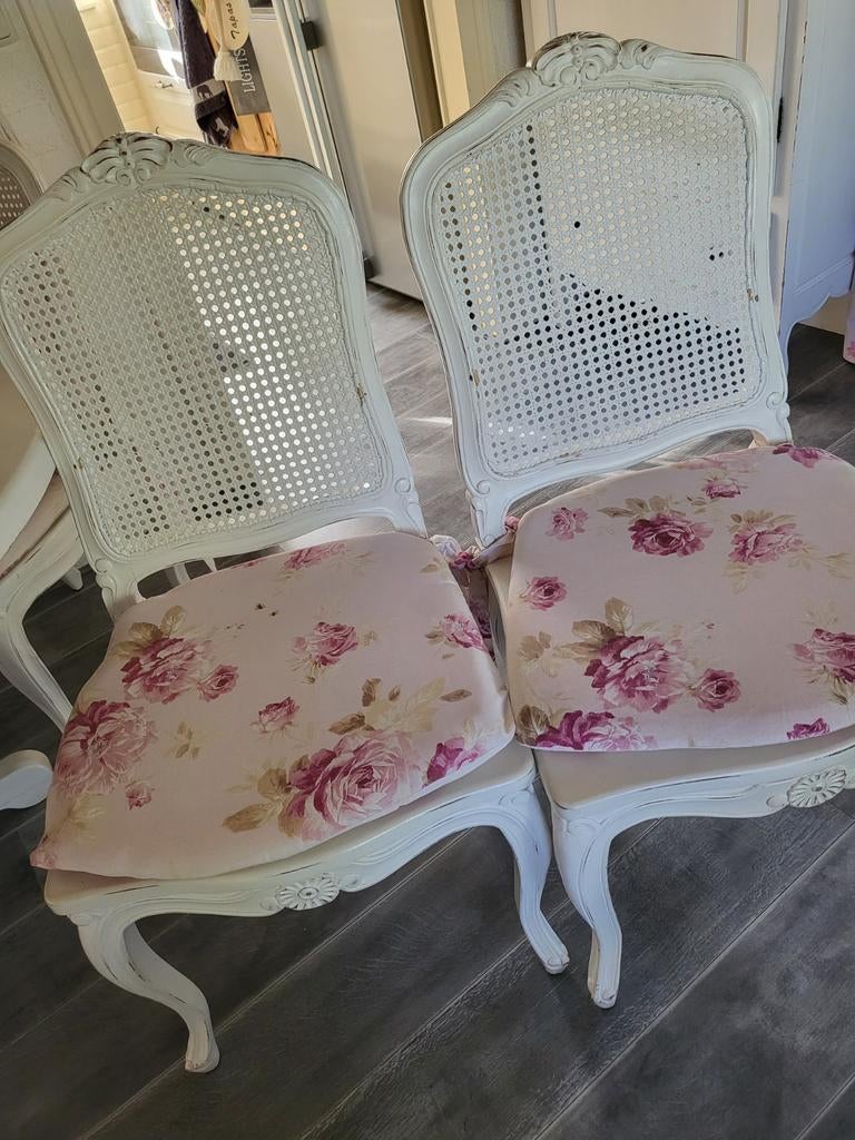 4 stoelen in landelijke stijl., Antiek en Kunst, Ophalen