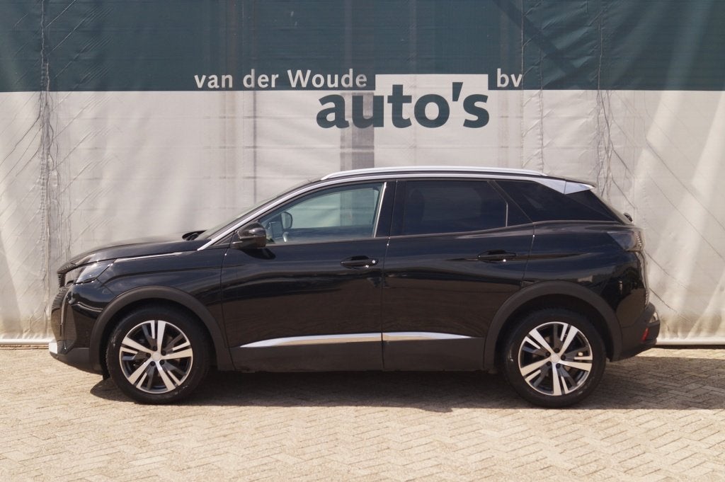 Peugeot 3008 1.2 PureTech Blue Lease Allure -NAVI-ECC-, Auto's, Voorwielaandrijving, Gebruikt, 1199 cc, Leder en Stof