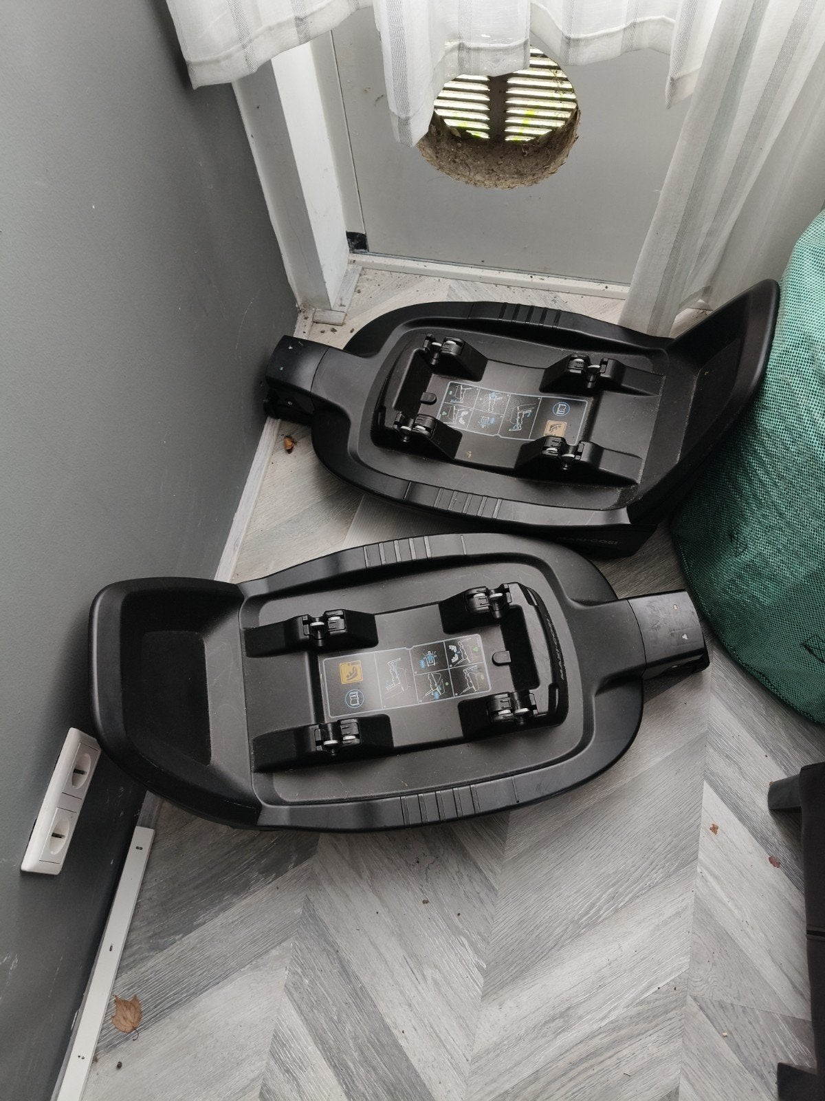 2x Isofix Base voor Autostoeltje, Kinderen en Baby's, Autostoeltjes, Ophalen, Zo goed als nieuw, Maxi-Cosi, Isofix