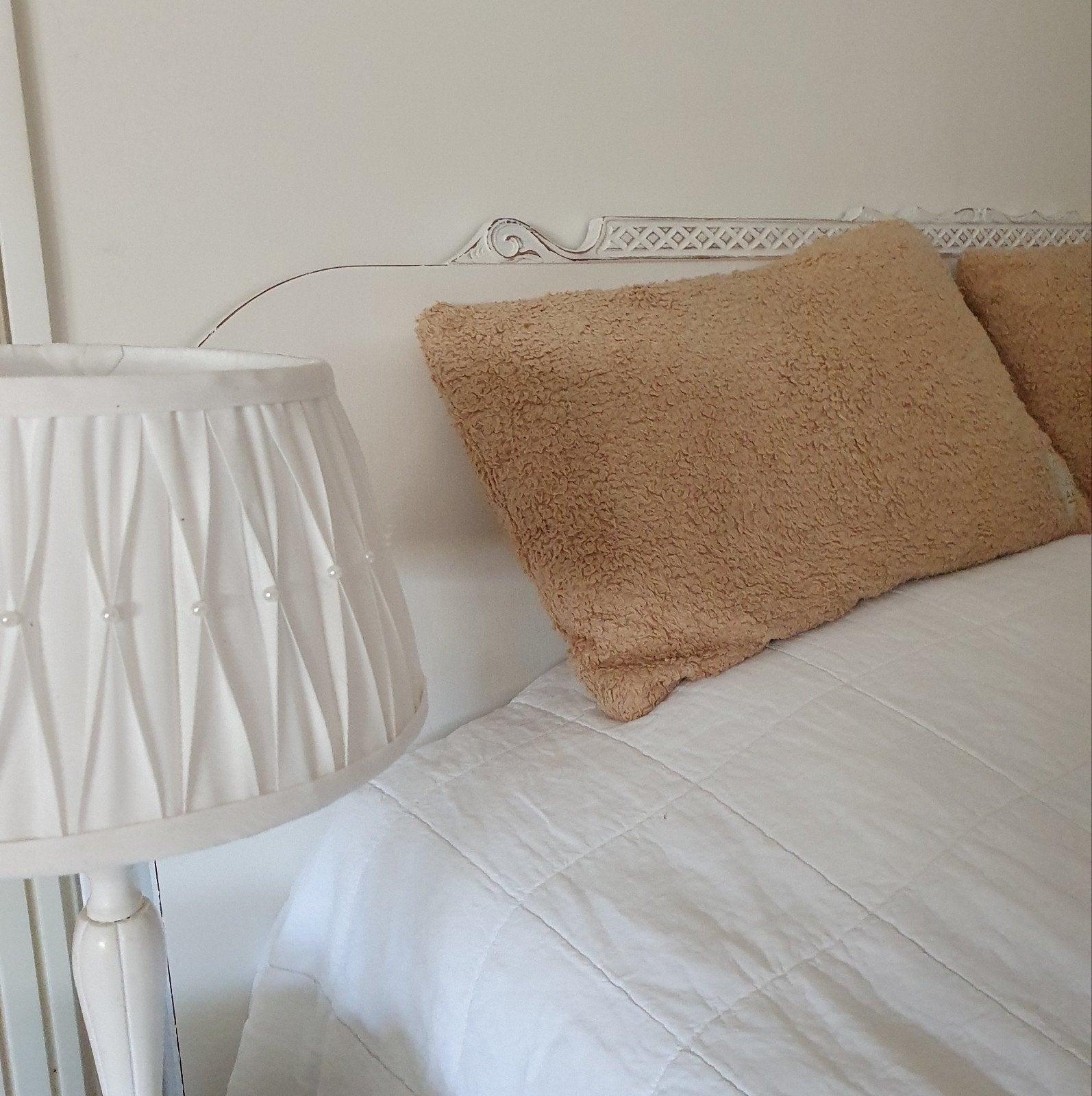 Brocante wit houten hoofdbord voor 2 pers bed, Antiek en Kunst, Ophalen