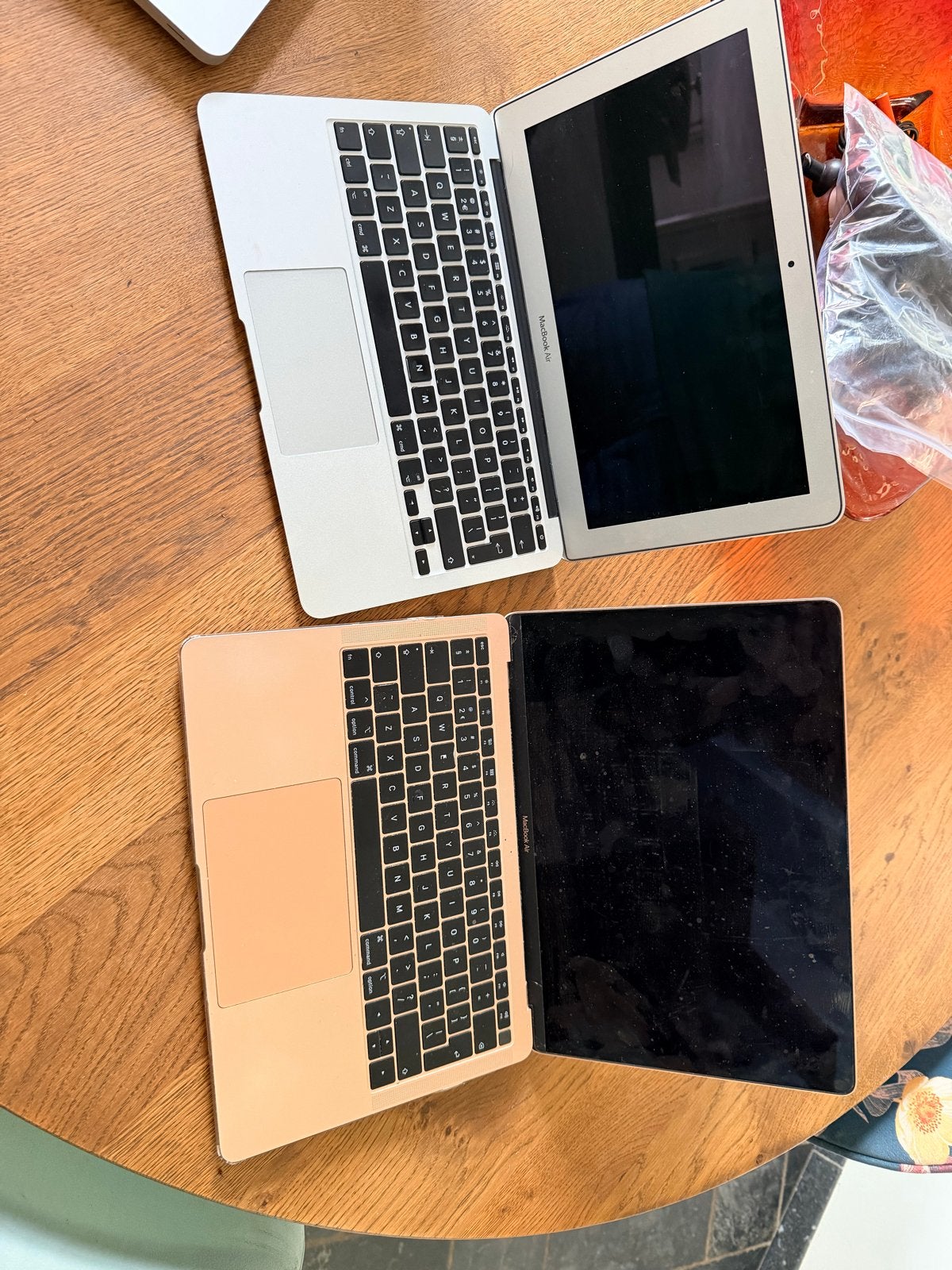 2 MacBook Air en MacBook Pro voor onderdelen (defect), Computers en Software, Apple Macbooks, Niet werkend, MacBook Pro, 13 inch