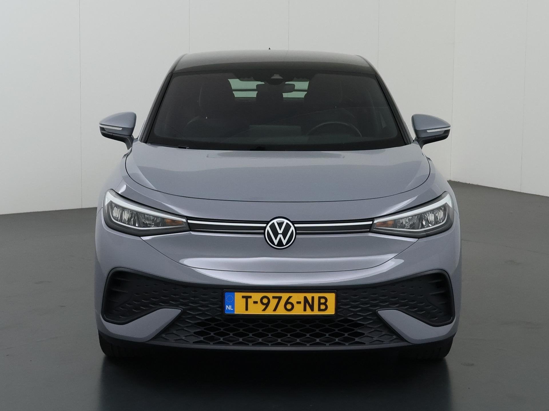 Volkswagen ID.5 Pro 77 kWh | SOH 96,6% | Apple Carplay/Andro, Auto's, Volkswagen, Automaat, 1000 kg, 450 min, Zilver of Grijs