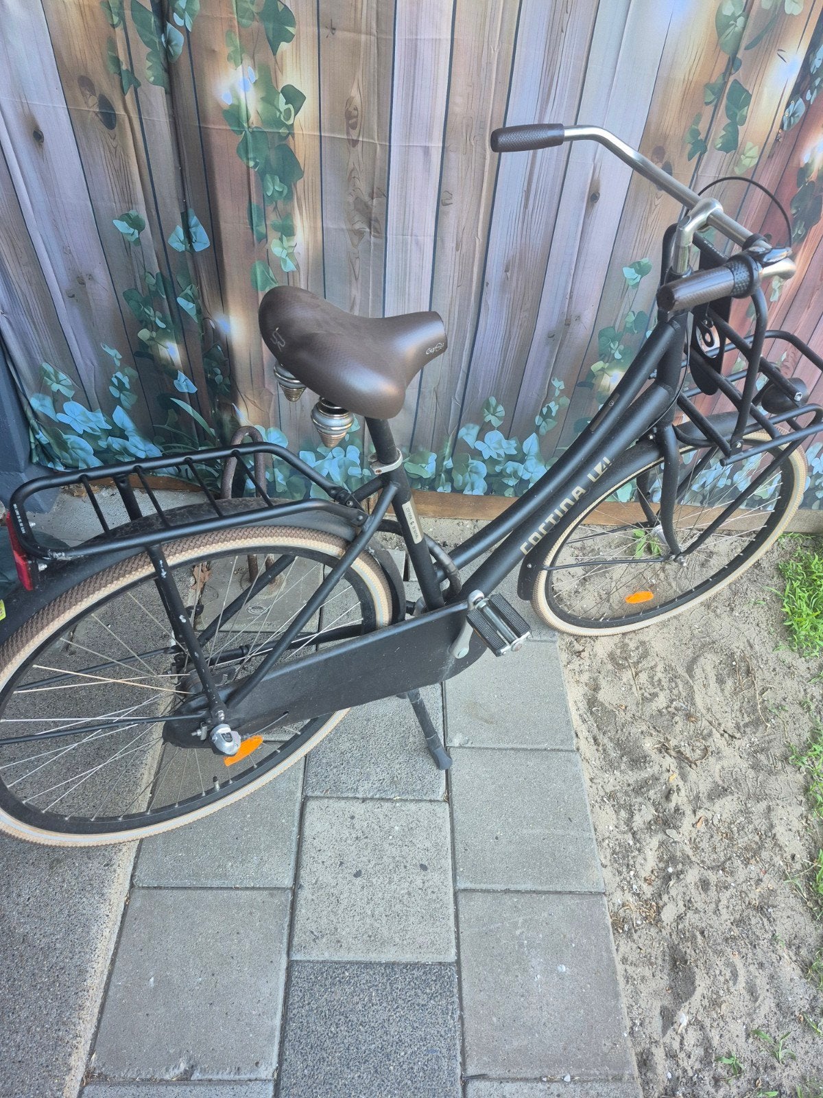 Cortina U4 transportfiets – 3 versnellingen, 2 jaar oud, Fietsen en Brommers, Fietsen | Dames | Omafietsen, Ophalen, Gebruikt