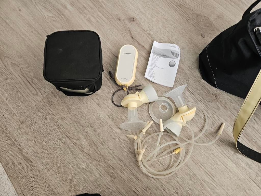 Medela freestyle borstkolfset met draagtas en koeltas, Kinderen en Baby's, Babyvoeding en Toebehoren, Ophalen of Verzenden, Gebruikt