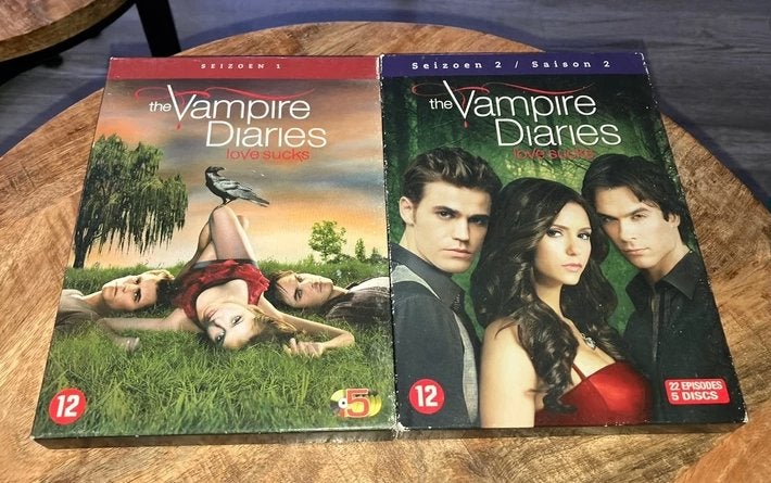 The Vampire Diaries seizoen 1 en 2 dvd boxen, Engels, Nederlands, Seizoen 1, Ophalen of Verzenden