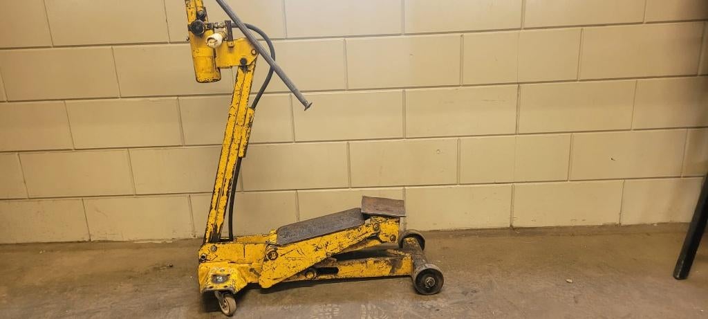 Garagekrik 2 ton, Ophalen, Gebruikt, Hydraulisch, Garagekrik