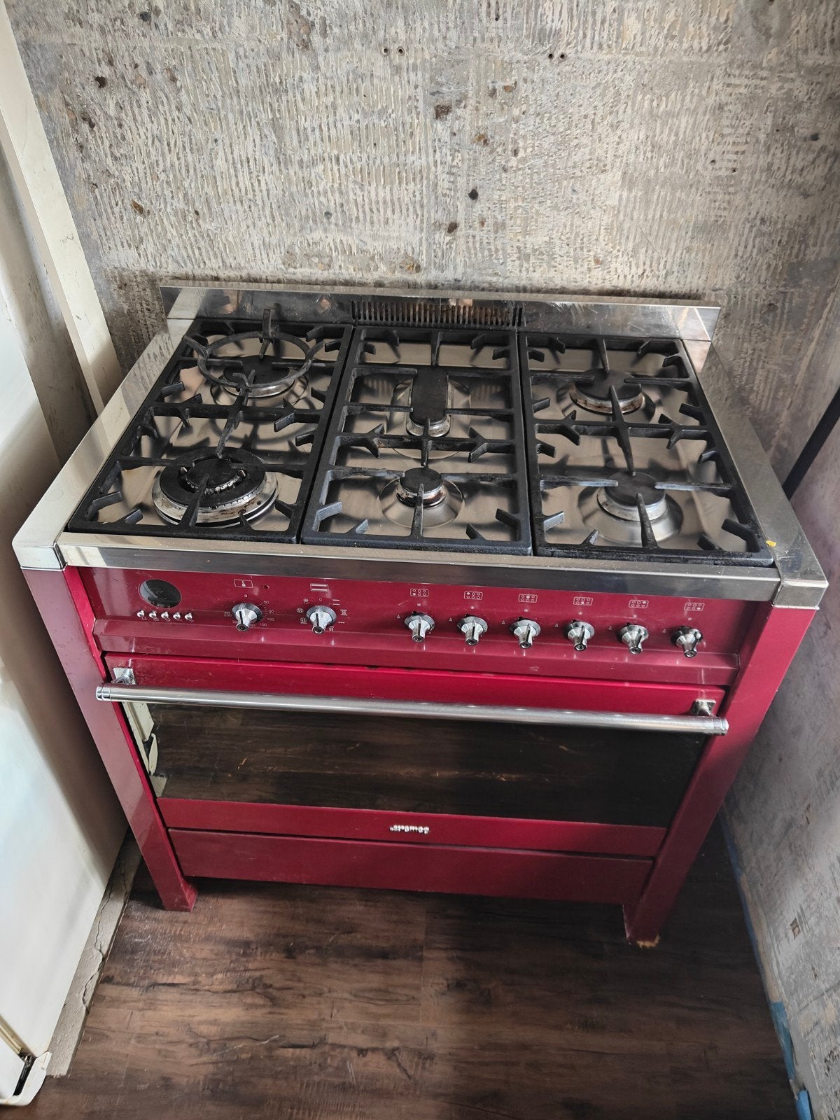 Smeg Special Edition Gasfornuis 90cm met Afzuigkap, Witgoed en Apparatuur, Fornuizen, Gebruikt, 60 cm of meer, Ophalen of Verzenden