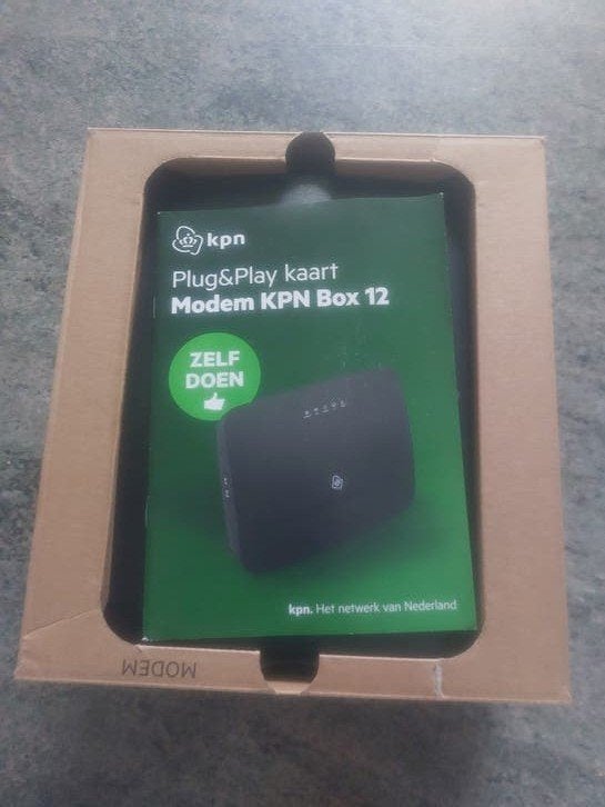 KPN Box 12 Modem/Router - Zo goed als nieuw, Ophalen of Verzenden, Zo goed als nieuw, Router met modem, KPN