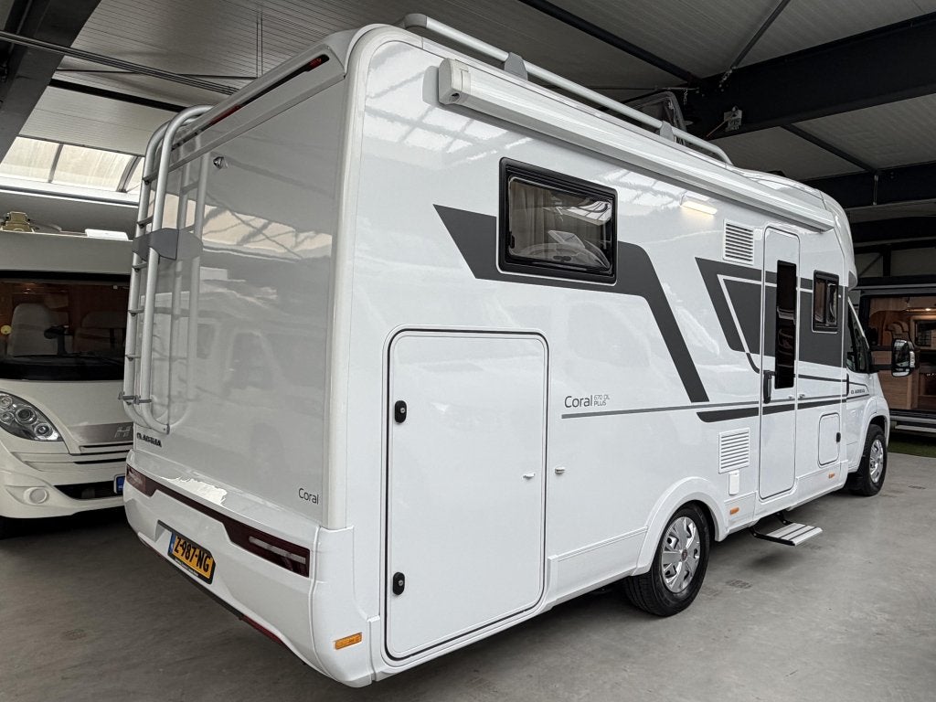Adria Coral Plus 670 DL LEVEL/LITHIUM/OMVORMER, Automaat, ESP-stabiliteitscontrole, Ringverwarming, Fiat