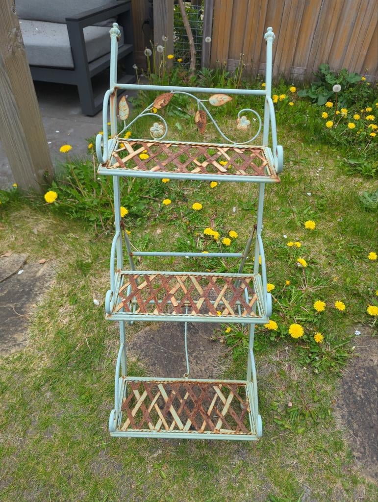 Metalen plantenrek met 3 etages, Ophalen