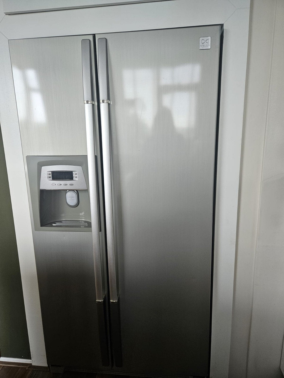 Foto 2 van Daewoo Amerikaanse Koelkast Side-by-Side met Waterdispenser