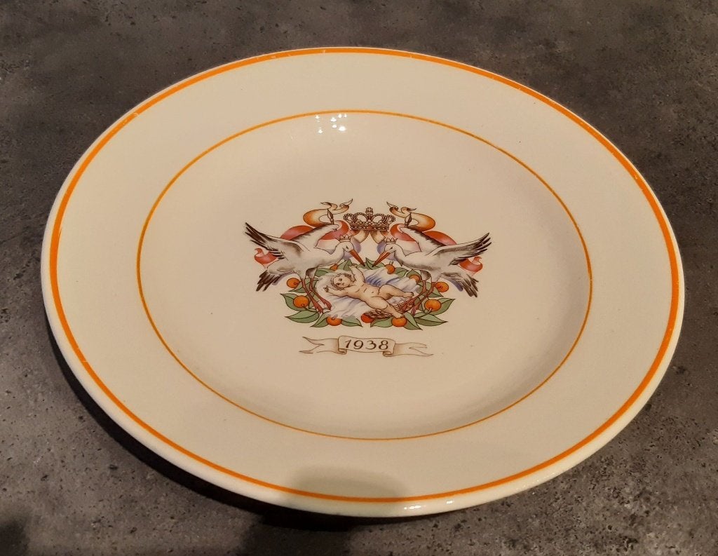 geboortebord Beatrix 1938, Verzamelen, Ophalen of Verzenden, Gebruikt, Nederland, Servies