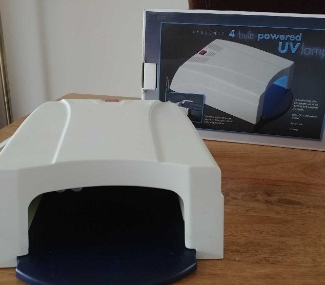 Nagelstyliste - Economic 4-bulb-powered UV-lamp, Ophalen, Wit, Zo goed als nieuw, Handen en Nagels