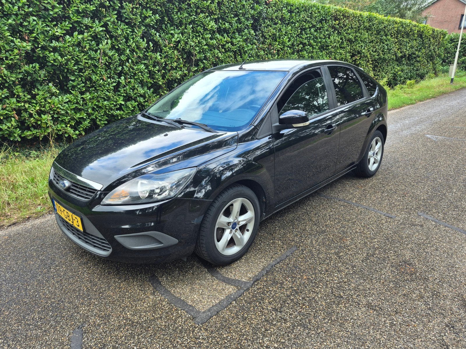 Ford Focus 1.6 74KW 5D 2008 - Airco-nw APK-NAP, Auto's, 1596 cc, 4 cilinders, Zwart, Origineel Nederlands