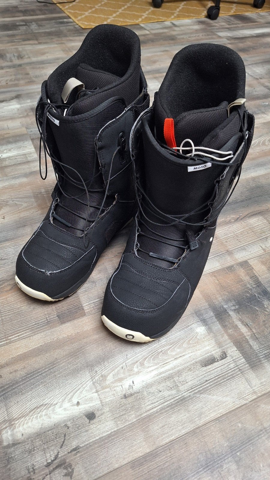 Burton Moto Snowboardschoenen Maat 48 met Schoenentas, Ophalen of Verzenden, Gebruikt, Schoenen