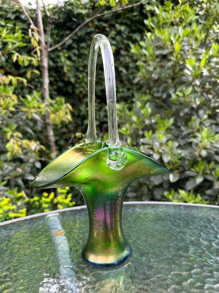 Antieke Loetz groen iriserende glazen mand, Antiek en Kunst, Antiek | Glas en Kristal, Ophalen of Verzenden