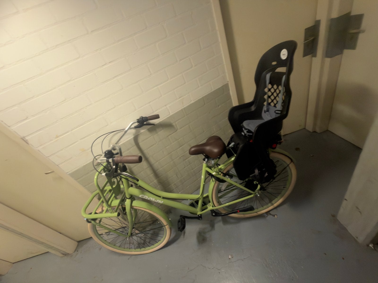 Groene Crown transportfiets met kinderzitje, Fietsen en Brommers, Velgrem, Versnellingen, Ophalen, Overige merken
