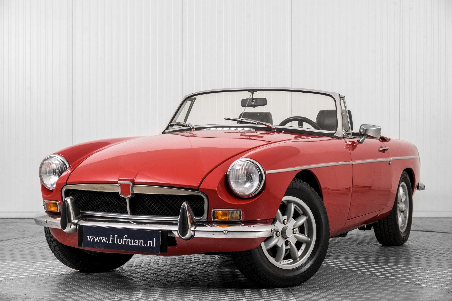MG B MGB 1.8 Roadster (bj 1973), B, Achterwielaandrijving, Gebruikt, 4 cilinders