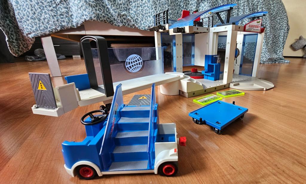 Playmobil Vliegveld - Luchthaven en Cargohal, Ophalen of Verzenden, Gebruikt