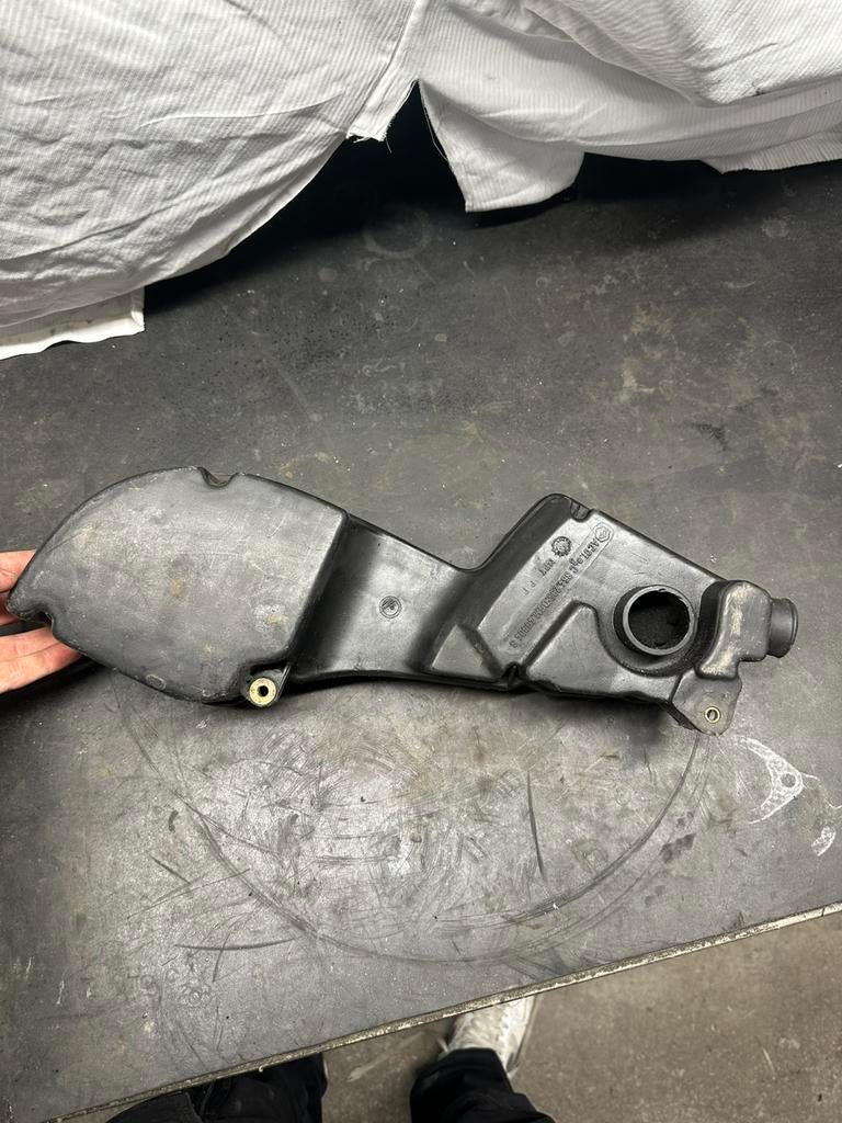 Piaggio skipper luchtfilter achterkant, Ophalen of Verzenden