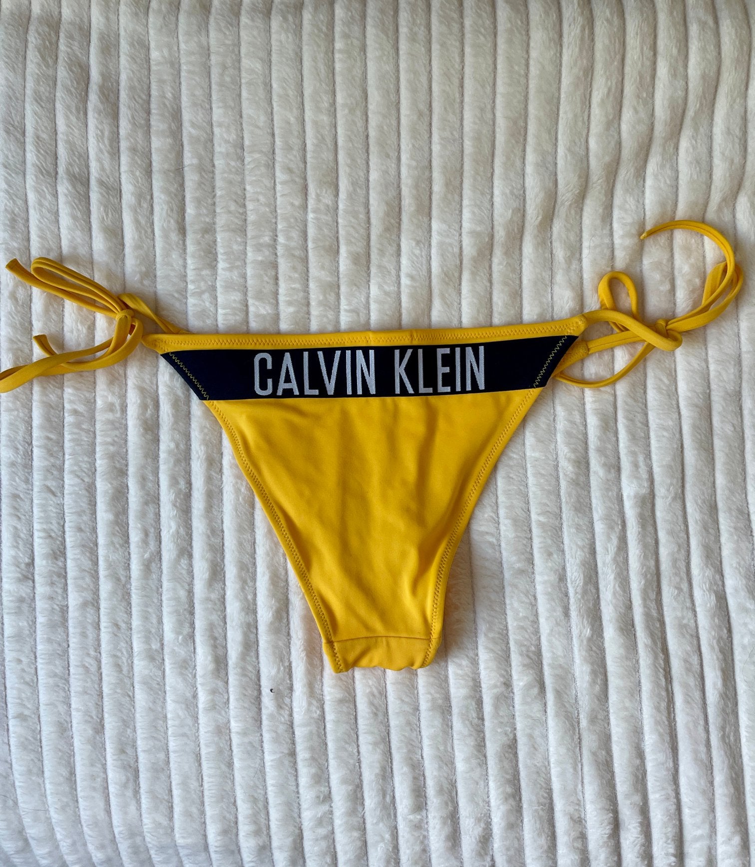 Calvin klein bikinibroekje geel, XXS, Ophalen of Verzenden, Zo goed als nieuw, Geel, Bikini