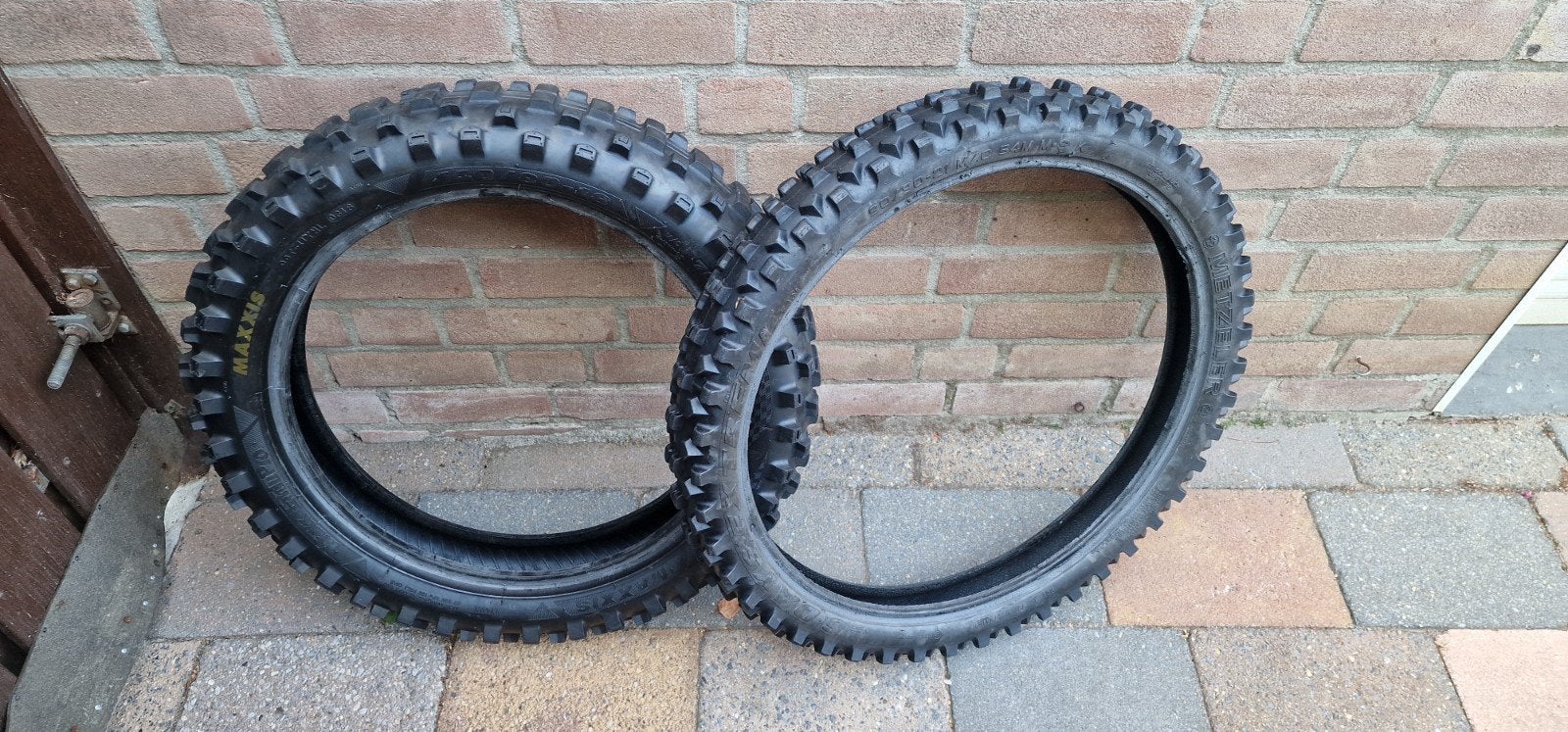 Set Metzeler mc360 enduro banden 120/100-18 en 90/90-21, Motoren, Ophalen