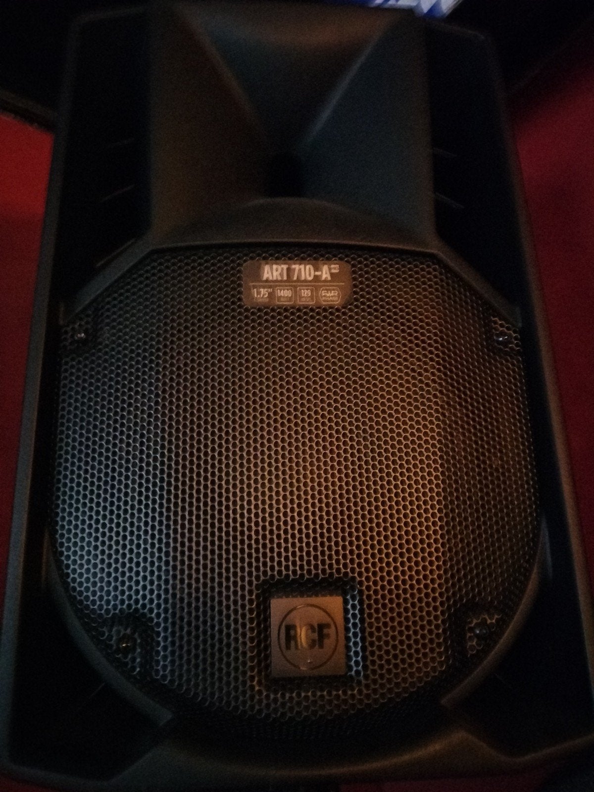 RCF ART 710-A mk5 Speakers (4x) met SUB 705-AS Subwoofer, Gebruikt, Inclusief muurbeugels, Speakerset, Ophalen