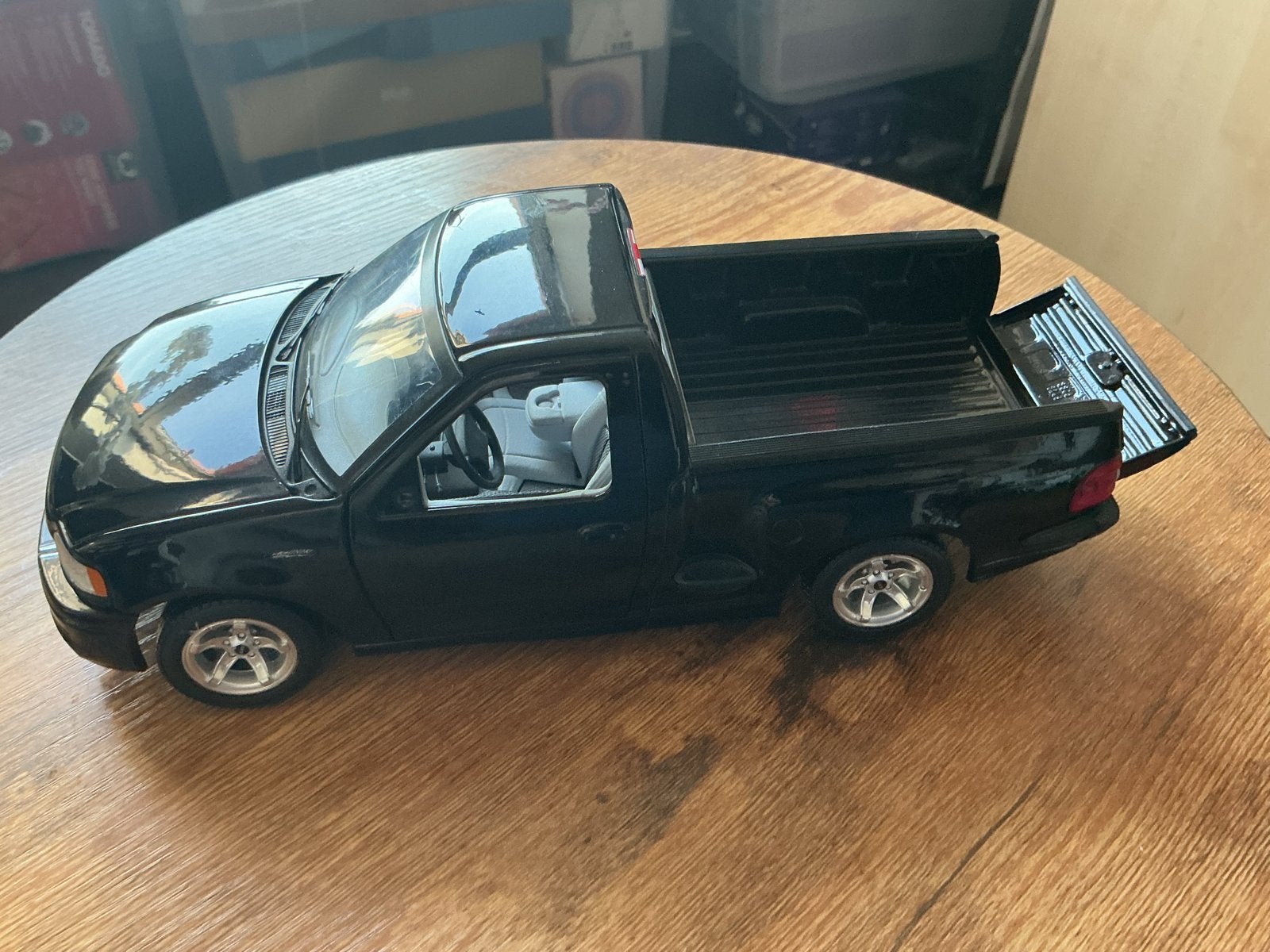Ford F-150 SVT Lightning modelauto 1:21, Ophalen, Zo goed als nieuw, 1:9 t/m 1:12, Auto
