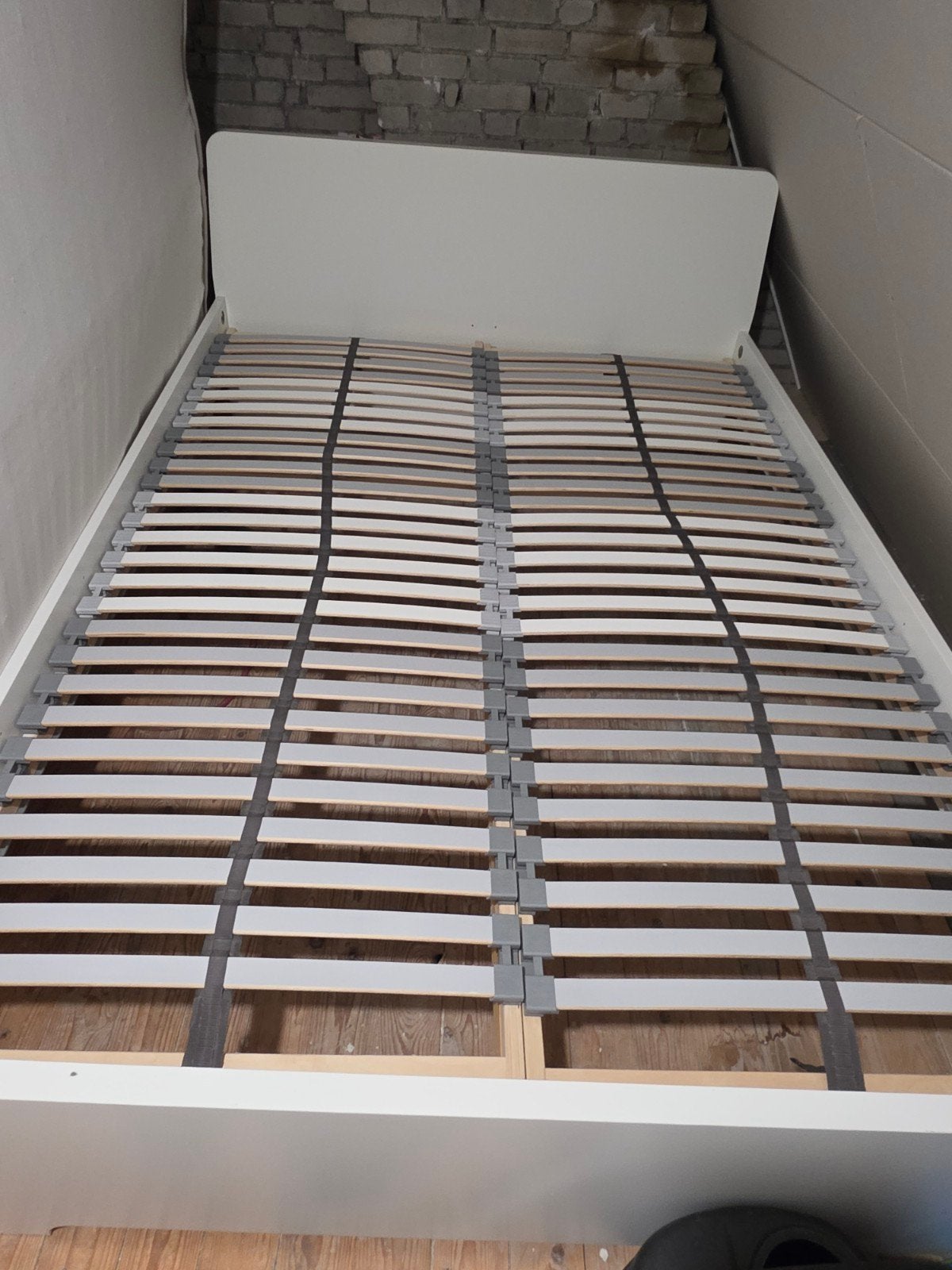 Bed 140x200 met lattenbodem, Ophalen of Verzenden