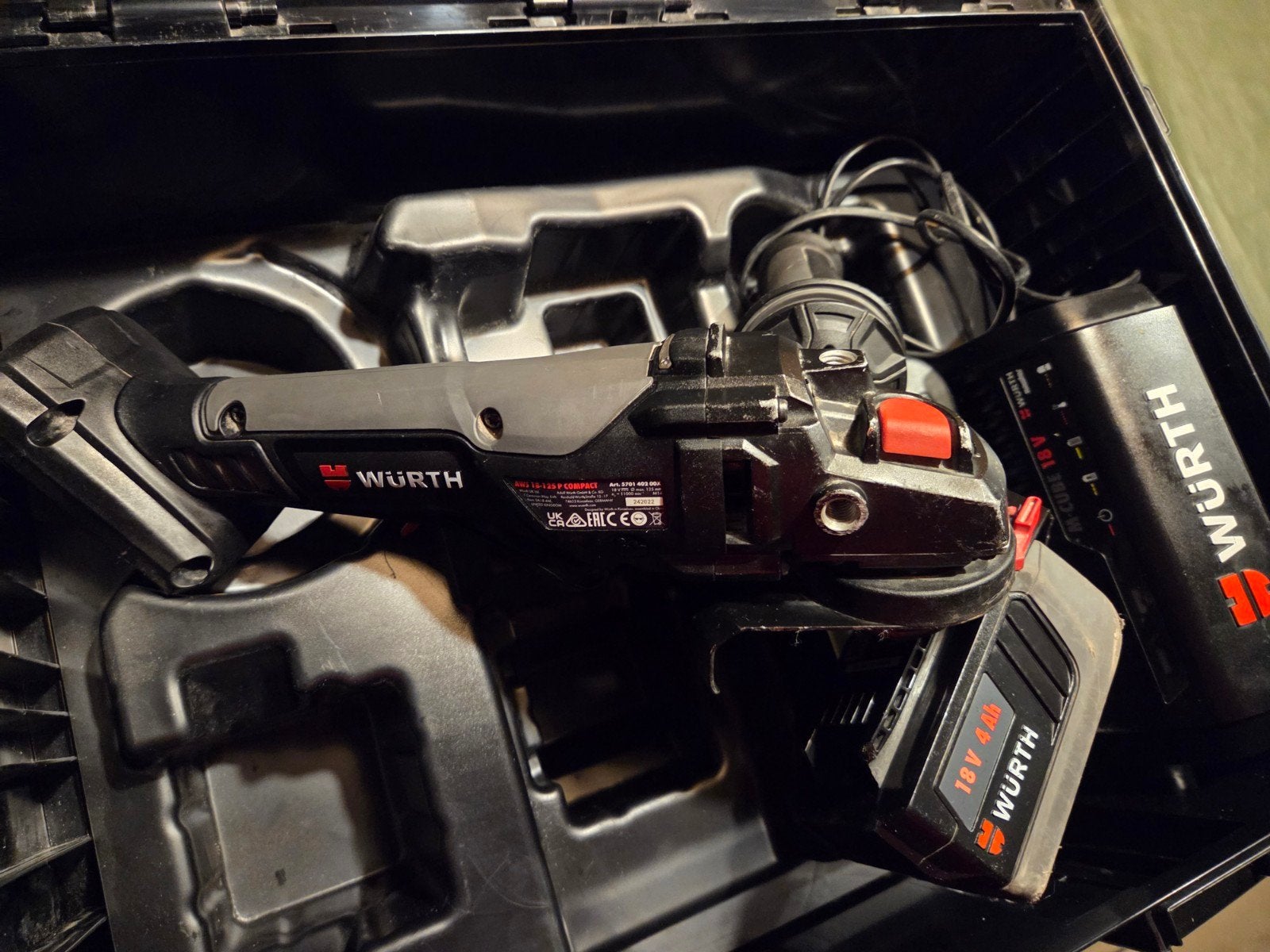 Wurth Haakse Slijper accu AWG 18-125 Compact, Doe-het-zelf en Verbouw, Ophalen, Gebruikt, 700 tot 1000 watt, Haakse handslijpmachine