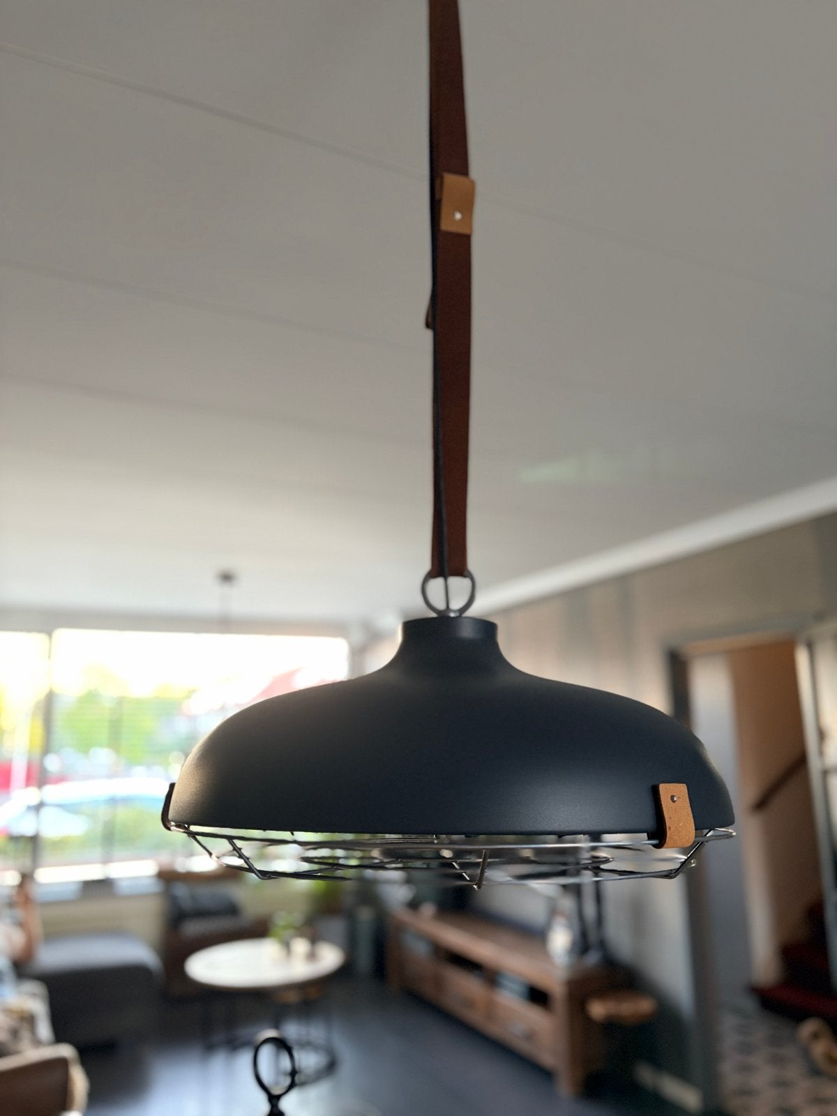 Industriële hanglamp met leren details VM design cinto 51, Ophalen, Zo goed als nieuw, Metaal, E27 (groot)