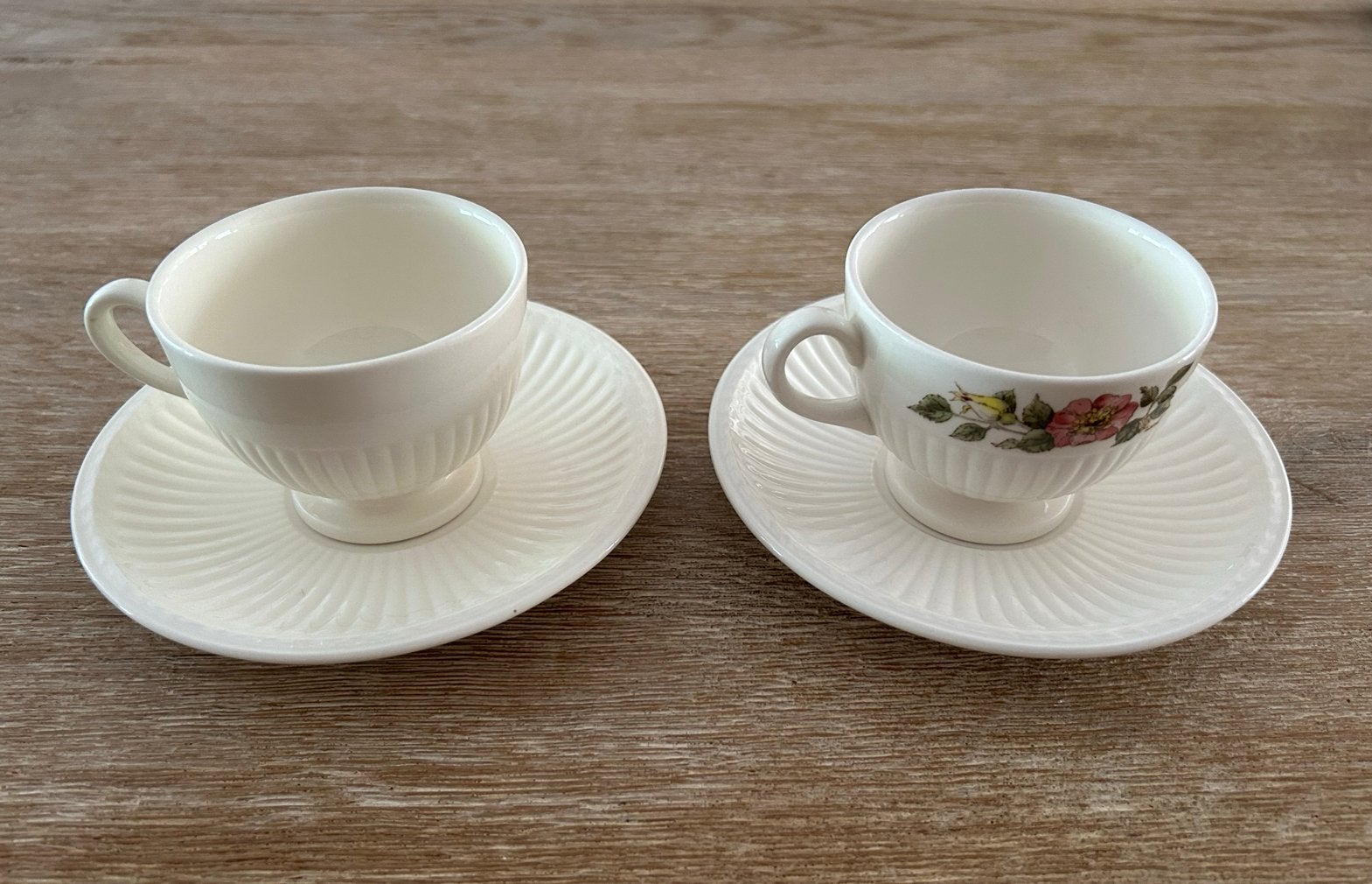 Wedgwood 2x kop en schotel (Briar Rose en Edme), Ophalen of Verzenden