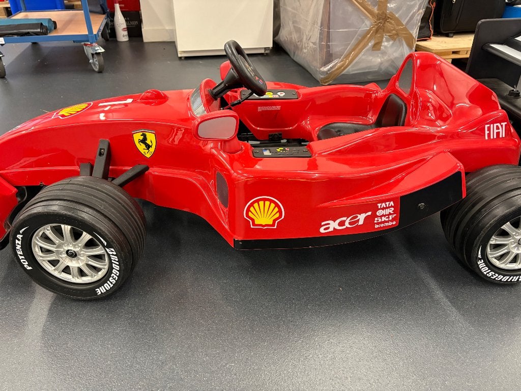 Electrische kinder Ferrari, Ophalen, Zo goed als nieuw