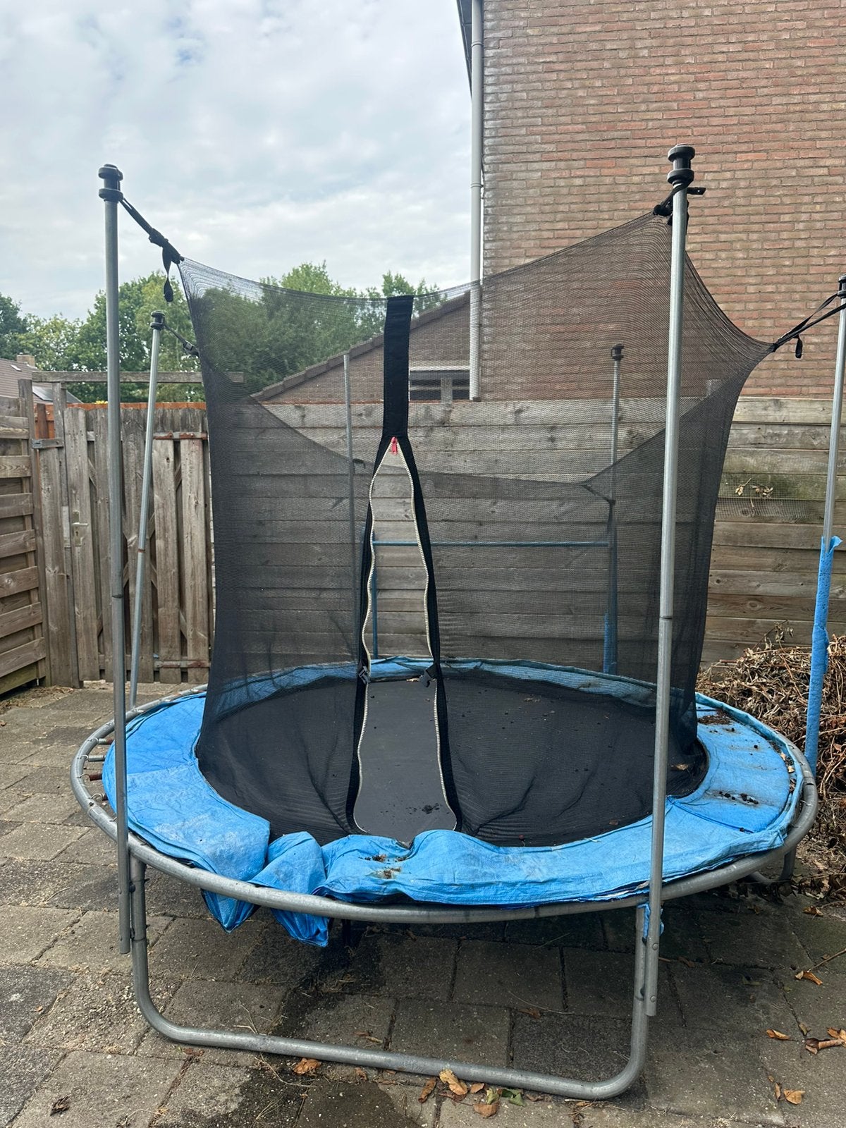 GRATIS trampoline 244cm, Ophalen, Zo goed als nieuw