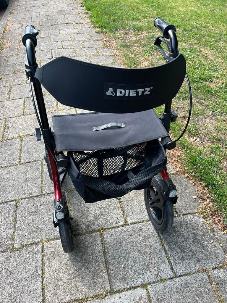 Dietz rollator met luchtbanden, Diversen, Rollators, Zo goed als nieuw, Ophalen