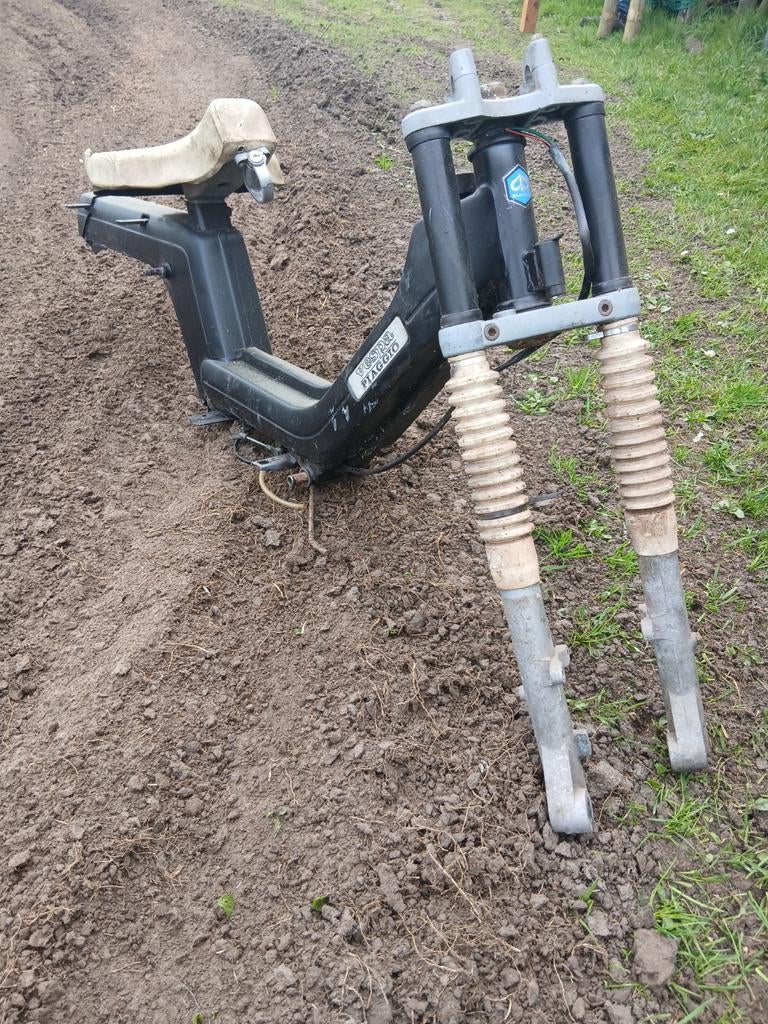 Vespa si frame, Ophalen, Gebruikt, Maximaal 45 km/u, 1 versnellingen