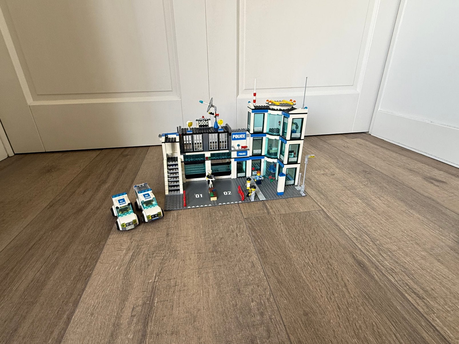 Lego City politiebureau 7498, Verzenden, Zo goed als nieuw
