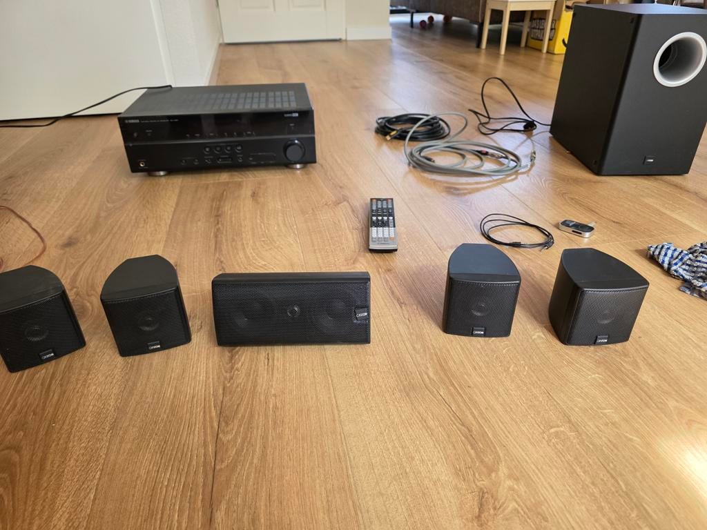 Surround 5.1 set: YAMAHA RX 467 CANTON speakers en woofer, Computers en Software, Pc speakers, Ophalen of Verzenden
