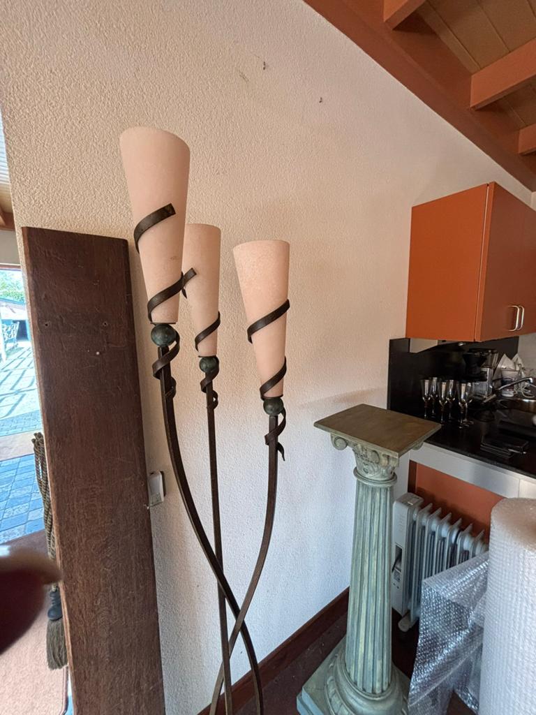 Drie zachtrose kelken als lampen prachtig ontwerp, Ophalen, 100 tot 150 cm, Glas, Zo goed als nieuw