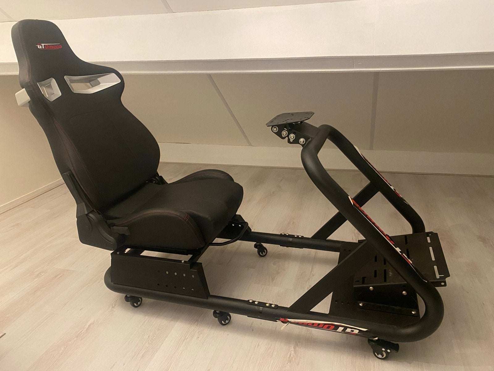 GT Omega TITAN Racing Cockpit, Sim Racing, Spelcomputers en Games, Ophalen, Overige merken, Gebruikt