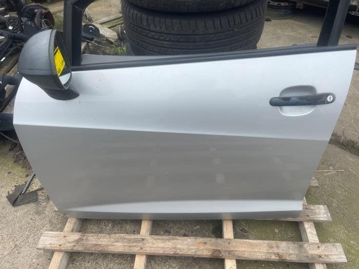 Portier 4Deurs links-voor van een Seat Ibiza (LX7W), Auto-onderdelen, Gebruikt, -, -, -