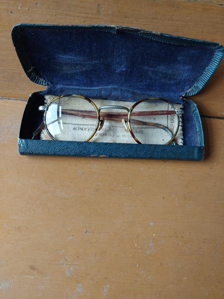 Oude bril met koker nr 5, Antiek en Kunst, Ophalen of Verzenden