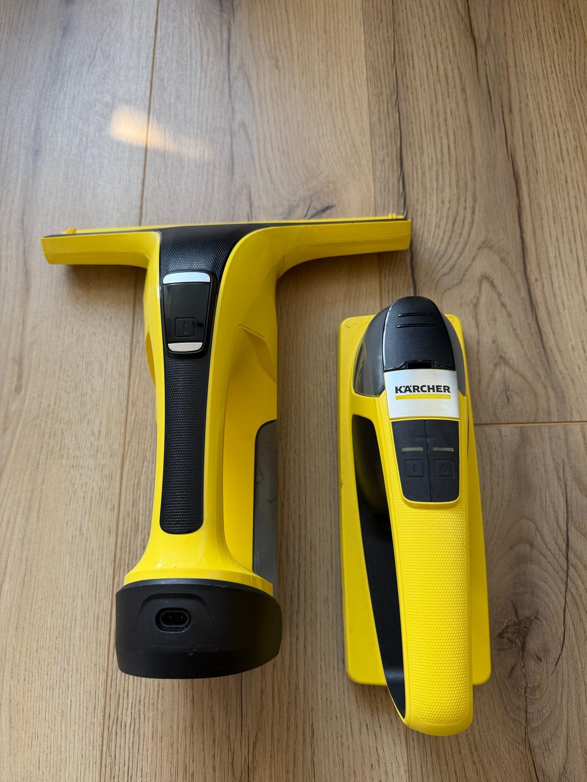 Kärcher WV 2 Plus N Raamwisser met Oplader, Huis en Inrichting, Ophalen of Verzenden, Raamwisser of Trekker