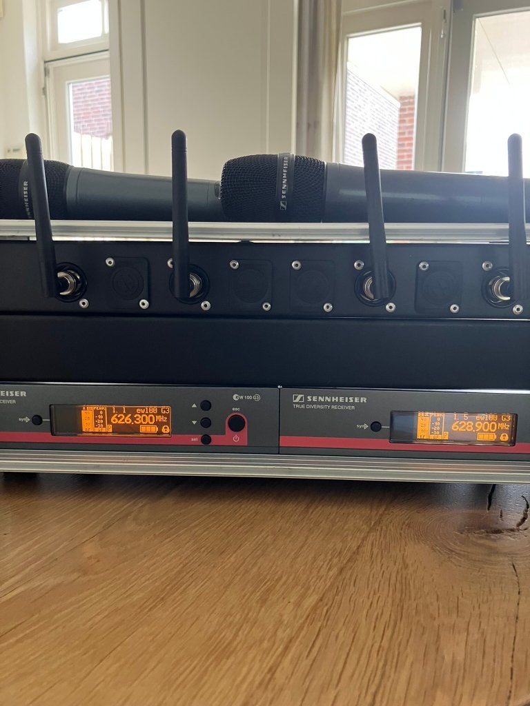 2 Sennheiser EW100 G3 sets in flightcases B band, Muziek en Instrumenten, Ophalen, Gebruikt, Zangmicrofoon, Draadloos